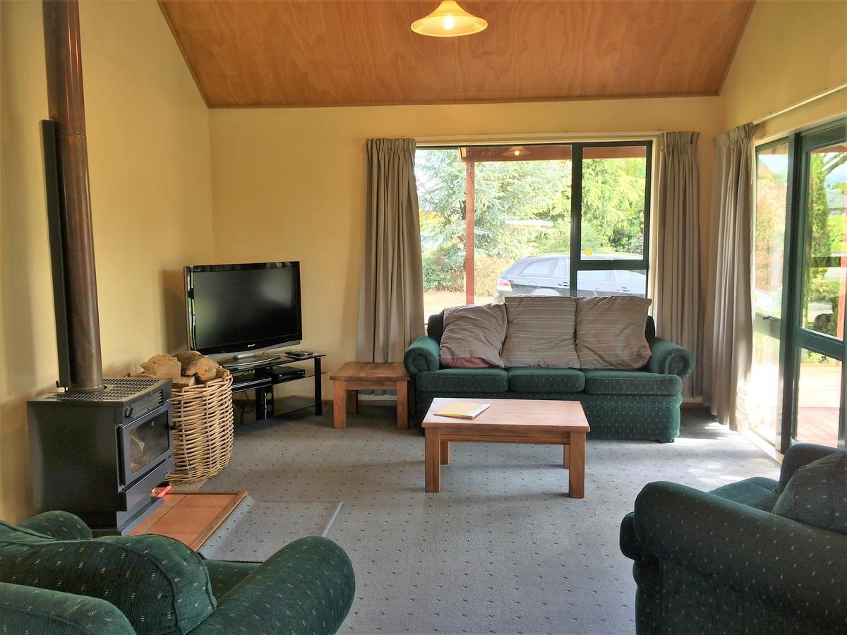 Cedar Chalets And Barkers Lodge เมทเว็น ห้อง รูปภาพ